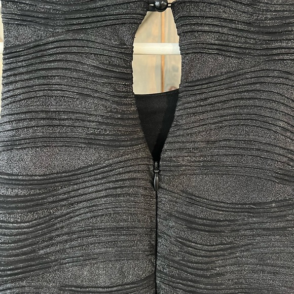 Scarlett- Shimmering Black Full Length Dress - Picture 4 of 8